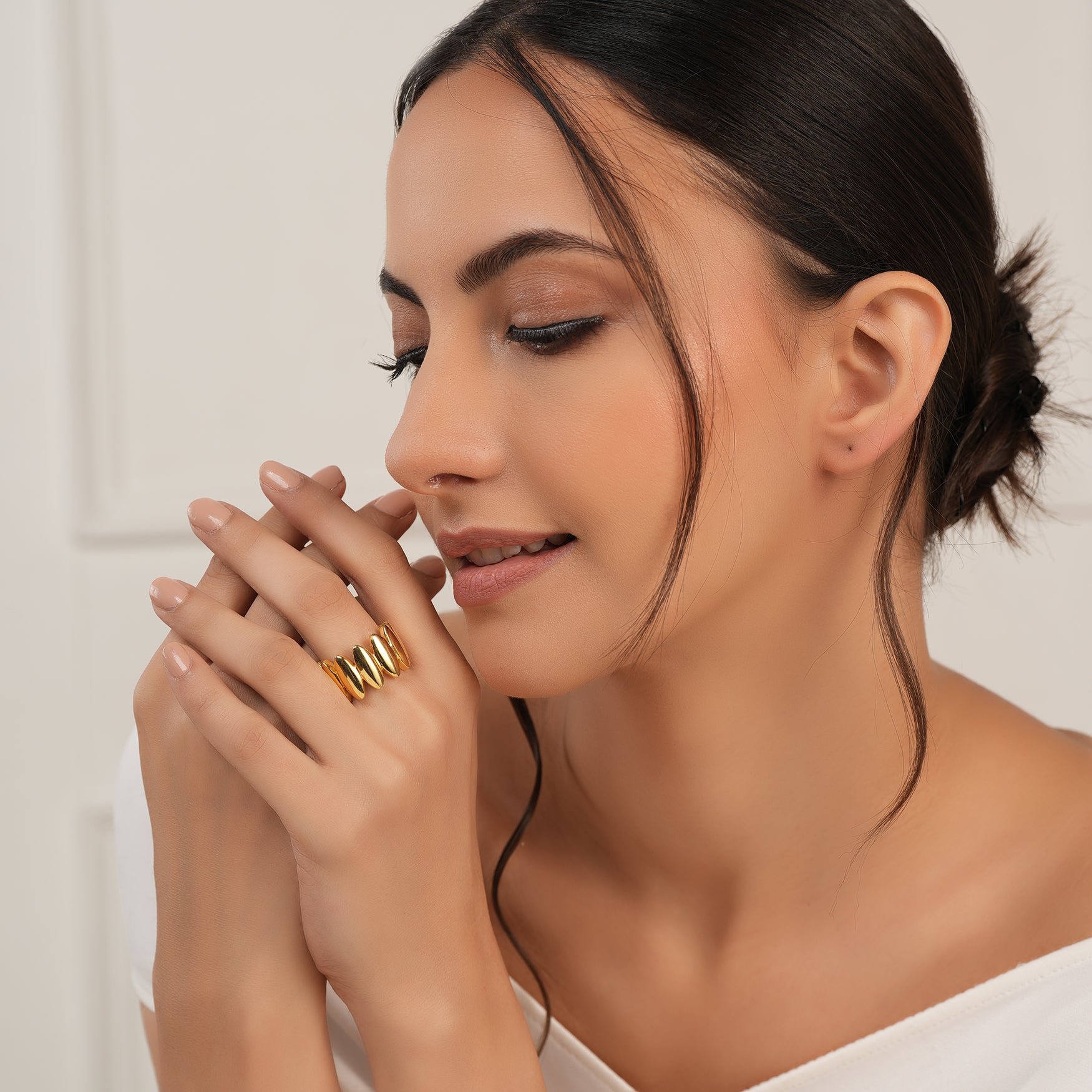 Stunning gold plated demi fine finger ring