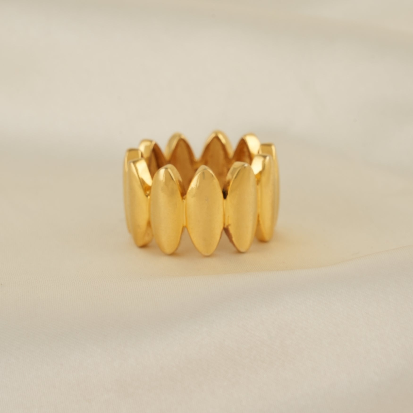 Stunning gold plated demi fine finger ring