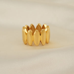 Stunning gold plated demi fine finger ring