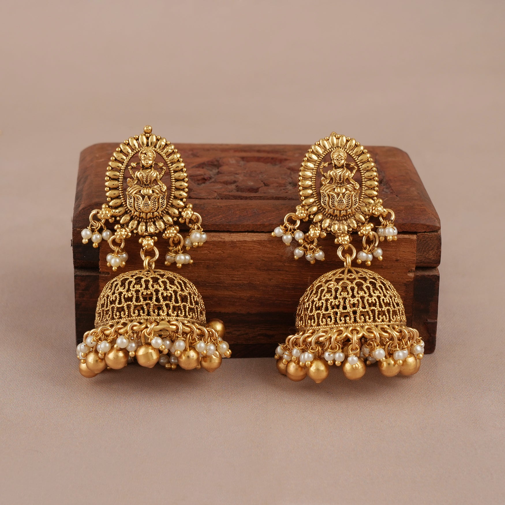 Stunning long antique gold maa lakshmi necklace set with jhumka earring