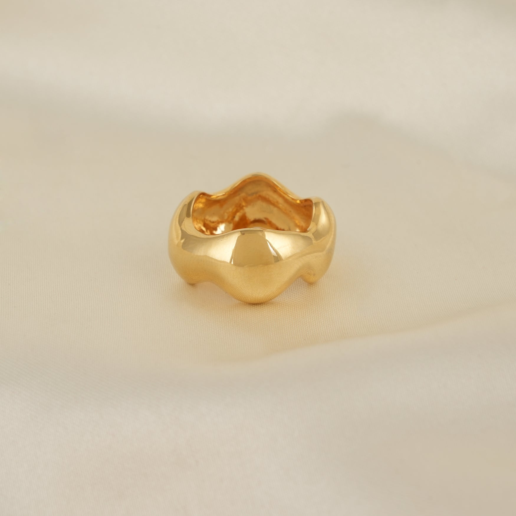Cute gold plated spiral demi fine finger ring