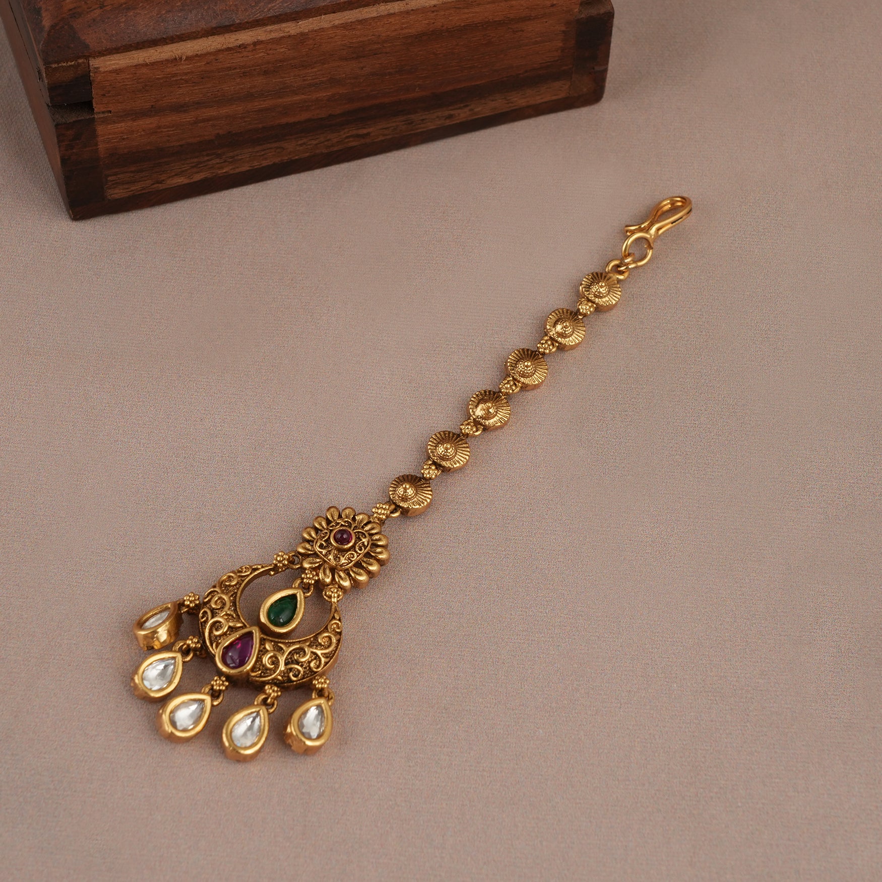 Cute antique gold multicolor kundan maangtika