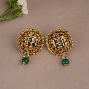 Cute antique gold rhombus stone earring