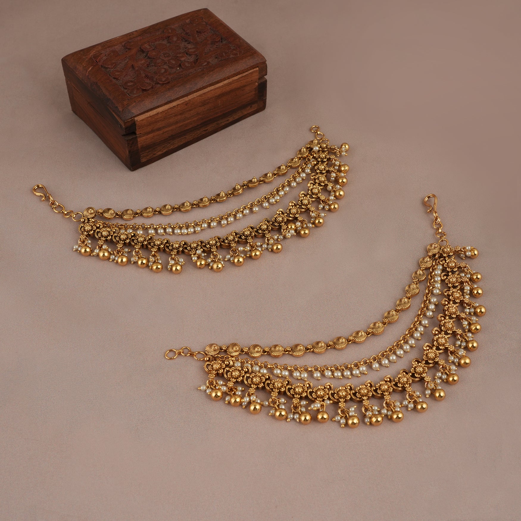 Beautiful pearl antique gold 3 layer kanoti for women
