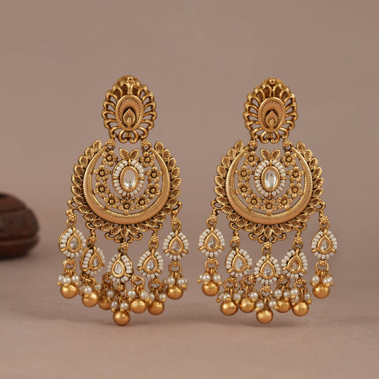 Amazing long antique gold kundan pearl earring