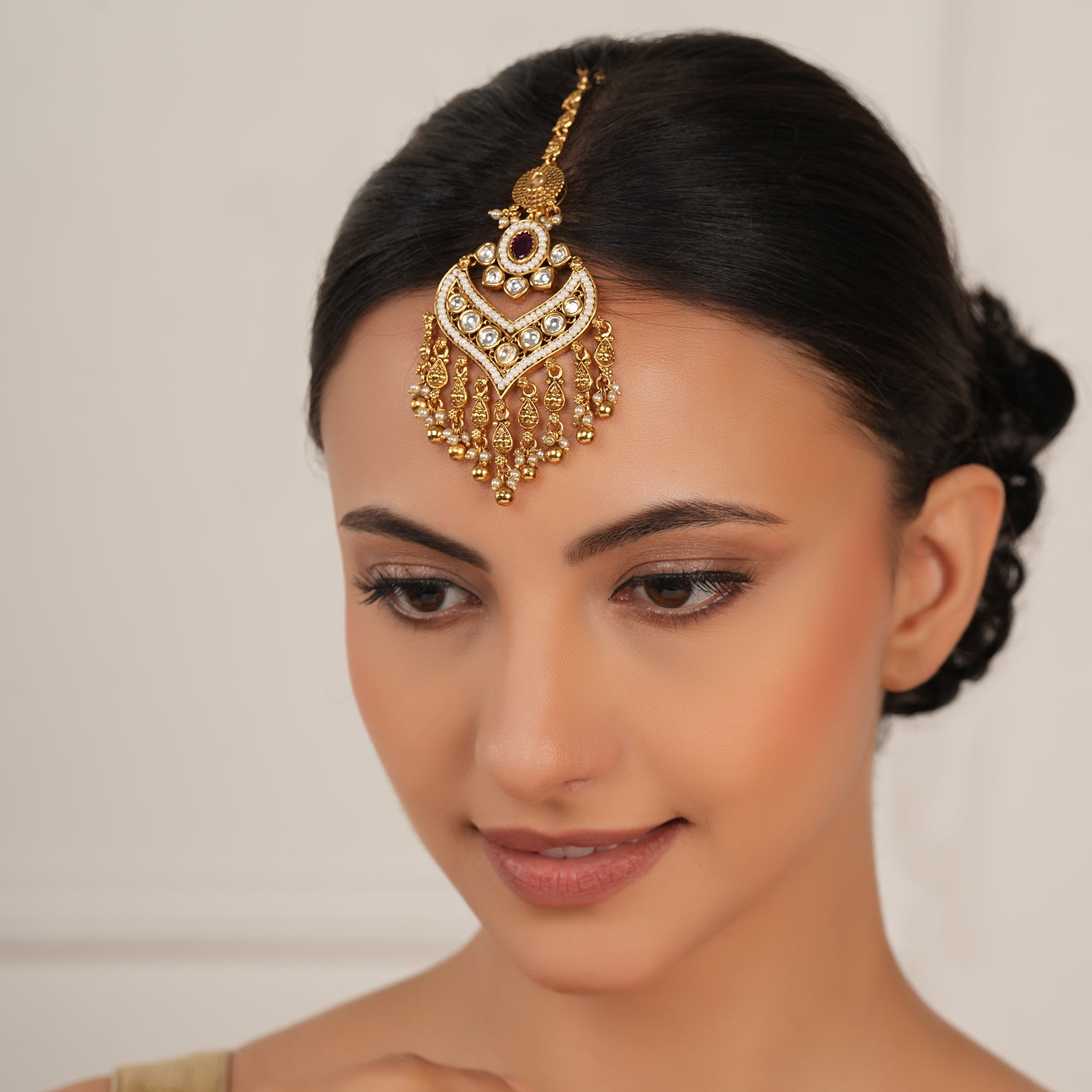 Stunning big antique gold kundan maangtika for women