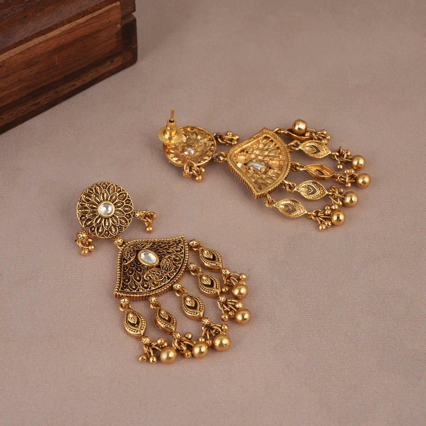 Amazing antique gold necklace set with jhumka earring for women
