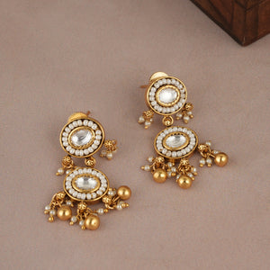 Amazing gold plated single line kundan necklace set