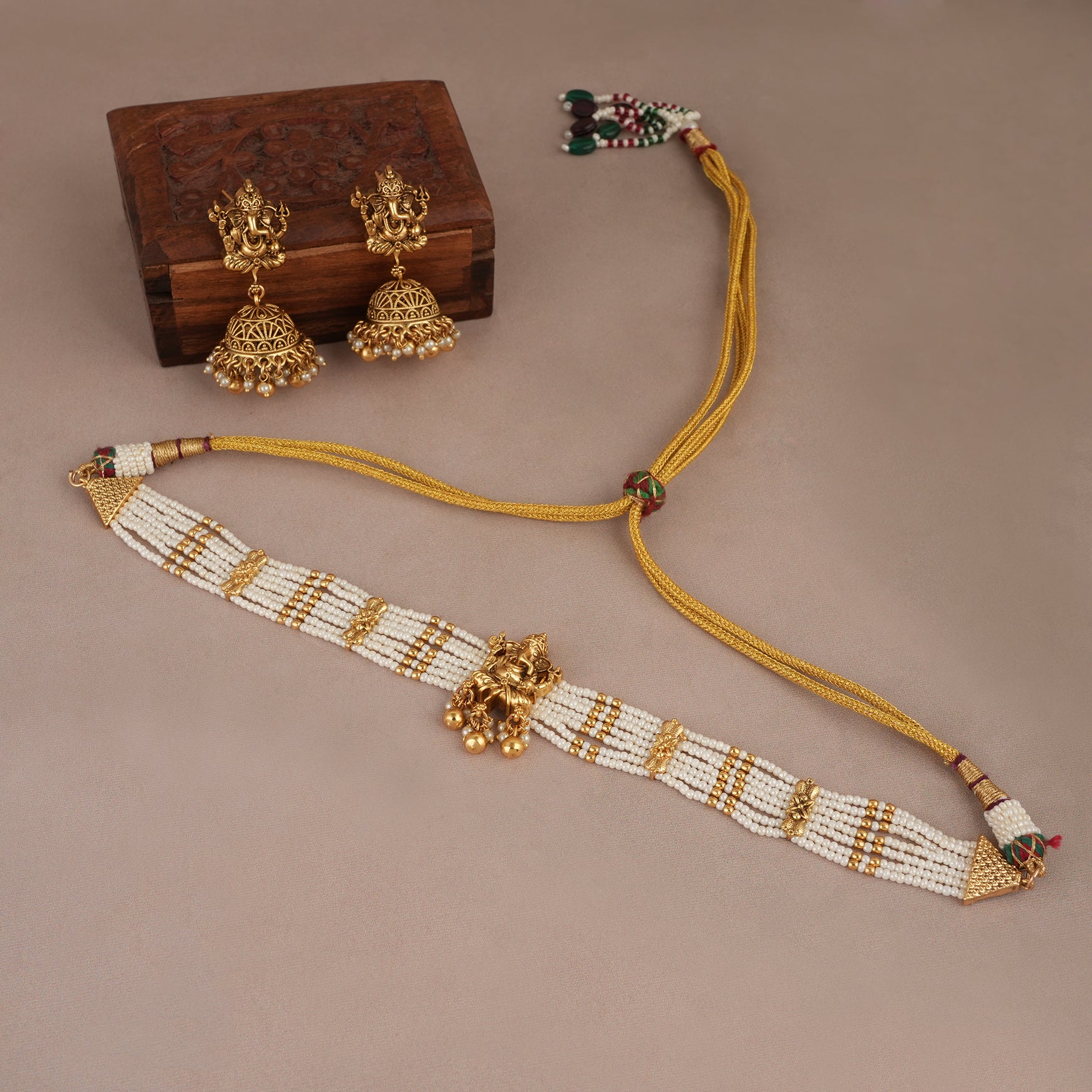 Antique Light Weight Temple Jewellery Amazing Pearl Antique Gold