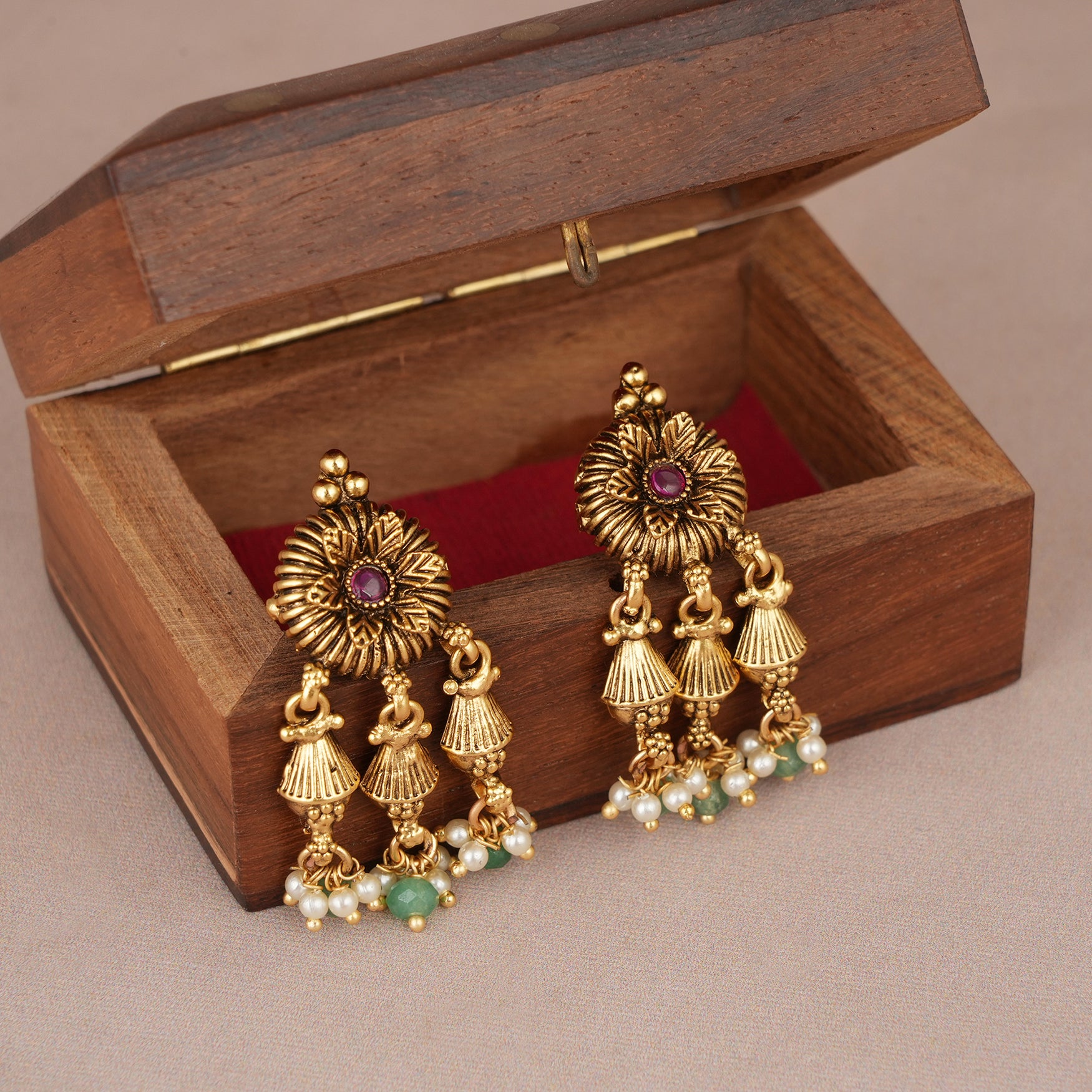 Beautiful antique gold ruby necklace set for women with earring