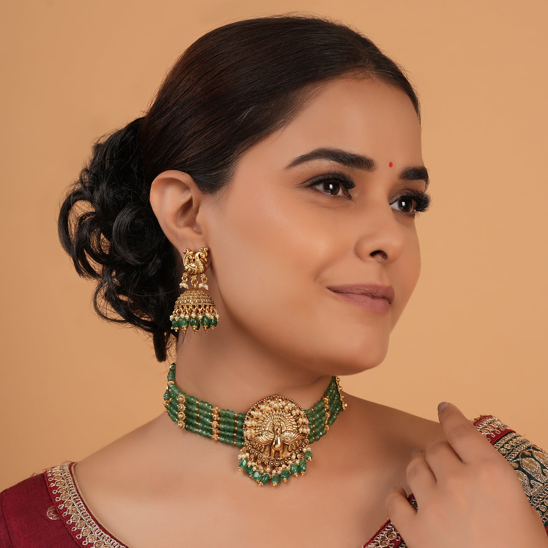 Stunning antique gold plated emerald stone necklace set for women