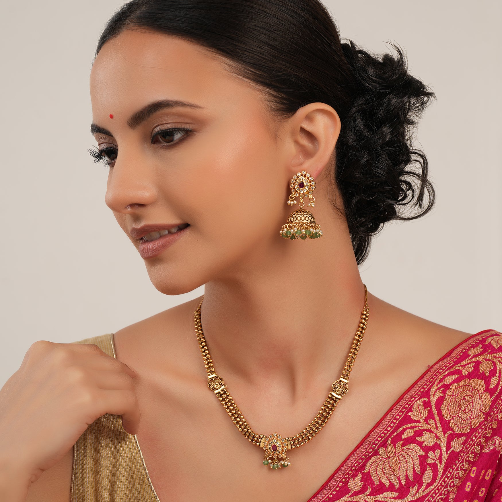Cute antique gold kundan floral necklace set for women