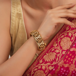 Stunning antique gold broad kundan maa lakshmi kada bangle | Temple jewellery