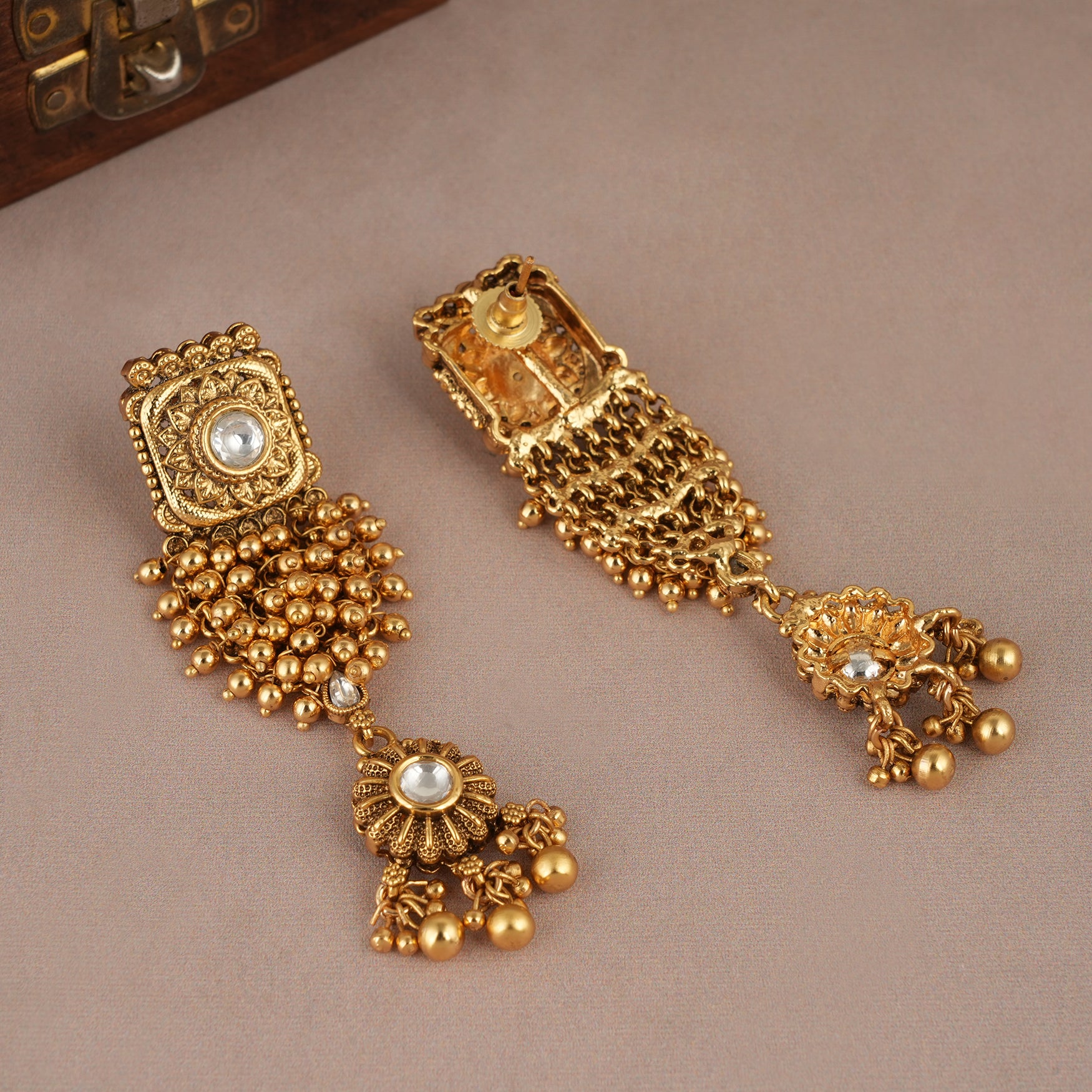 Beautiful antique gold kundan necklace set for women