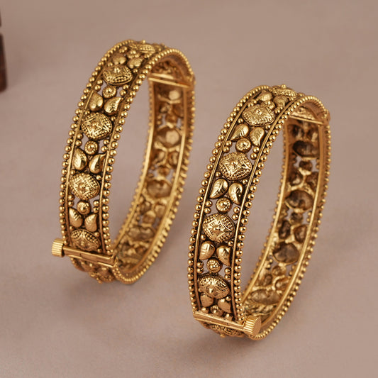 Beautiful plain antique gold bangle set for women