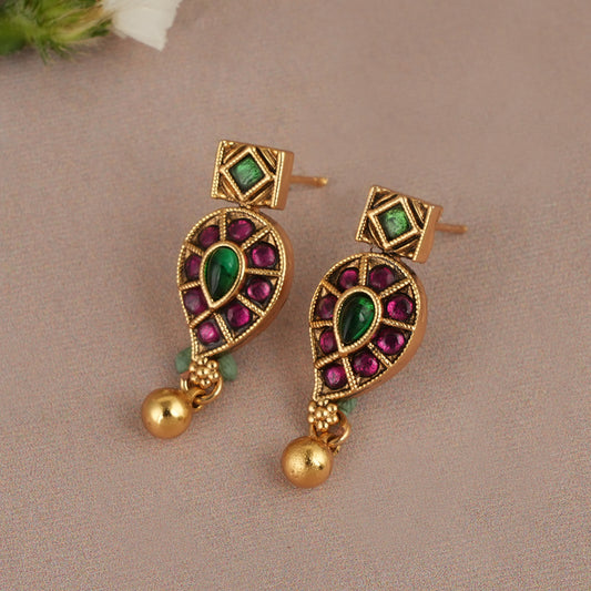 Cute antique gold stone peacock stud earring