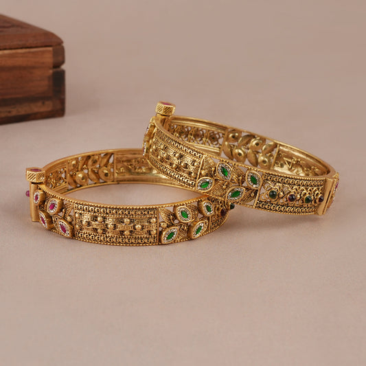 Beautiful paisley antique gold stone bangle set for women