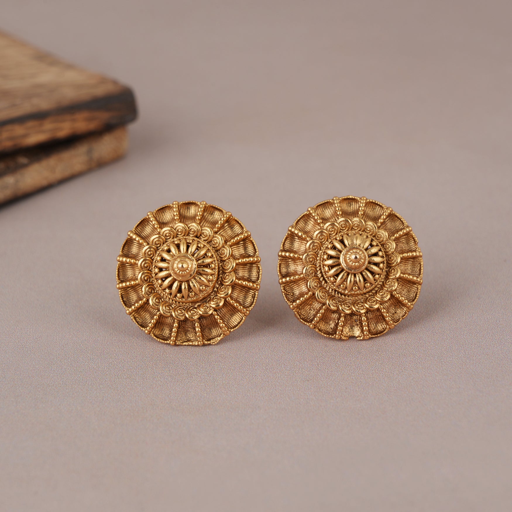 Round antique gold floral stud earring