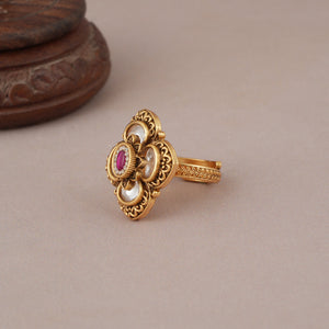 Beautiful kundan antique gold finger ring