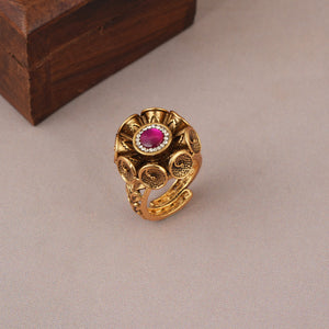 Beautiful antique gold ruby stone finger ring