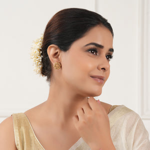 Cute floral antique gold stud