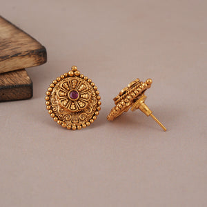Stunning cute ruby antique gold stud earring