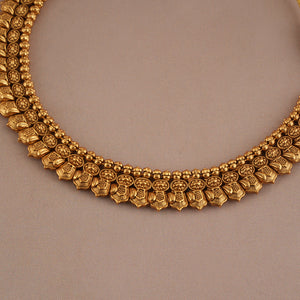 Beautiful antique gold plain necklace set