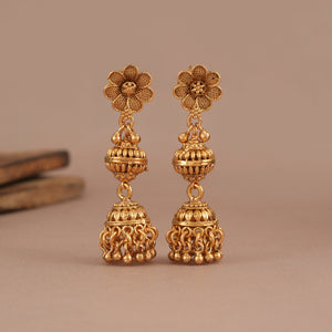 Beautiful antique gold ball 3 layer mala necklace