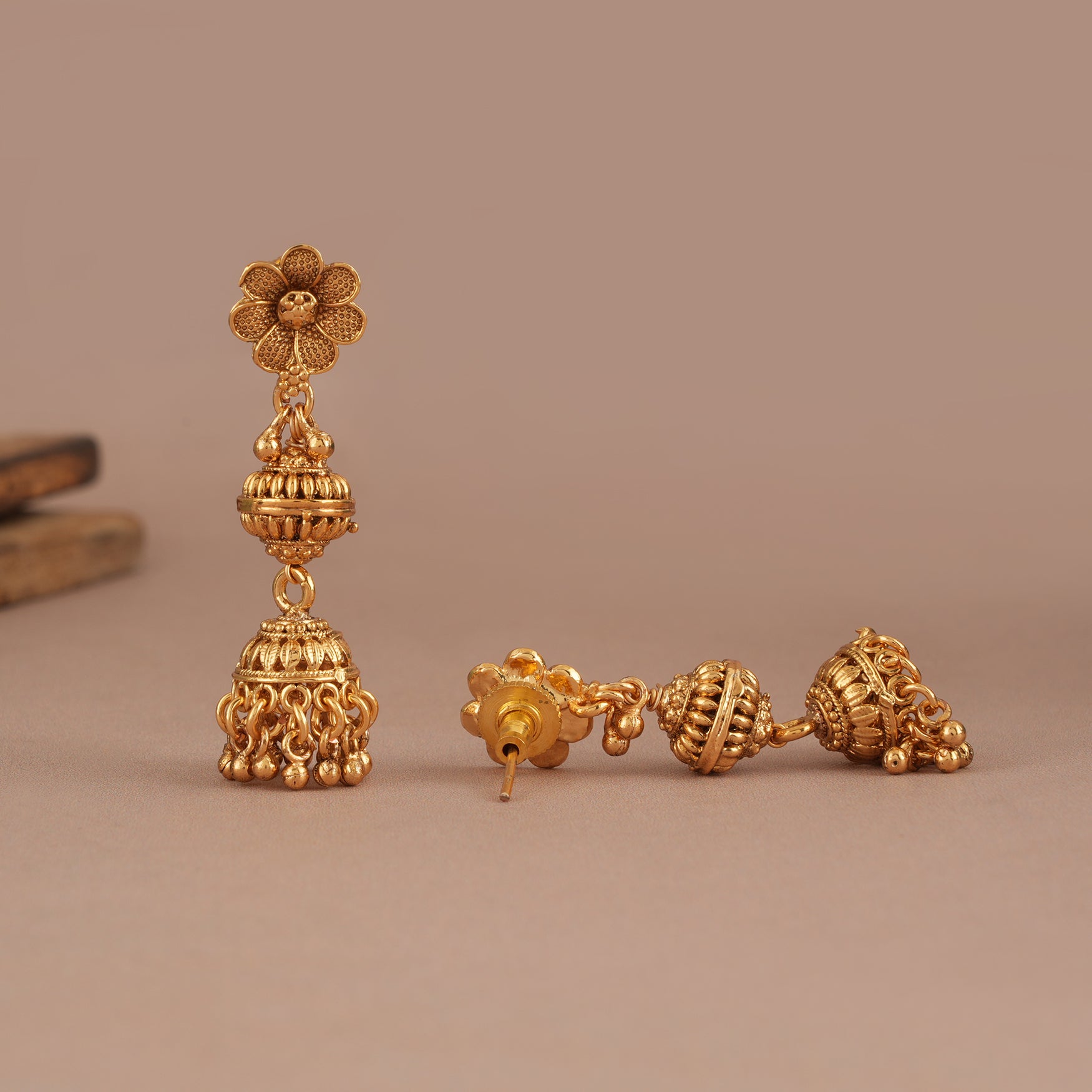 Beautiful antique gold ball 3 layer mala necklace