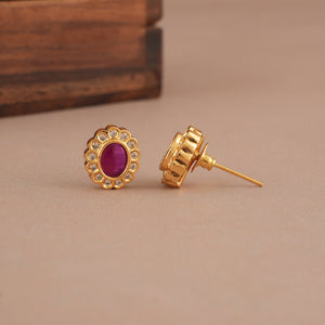 Cute antique gold ruby stone pendant set