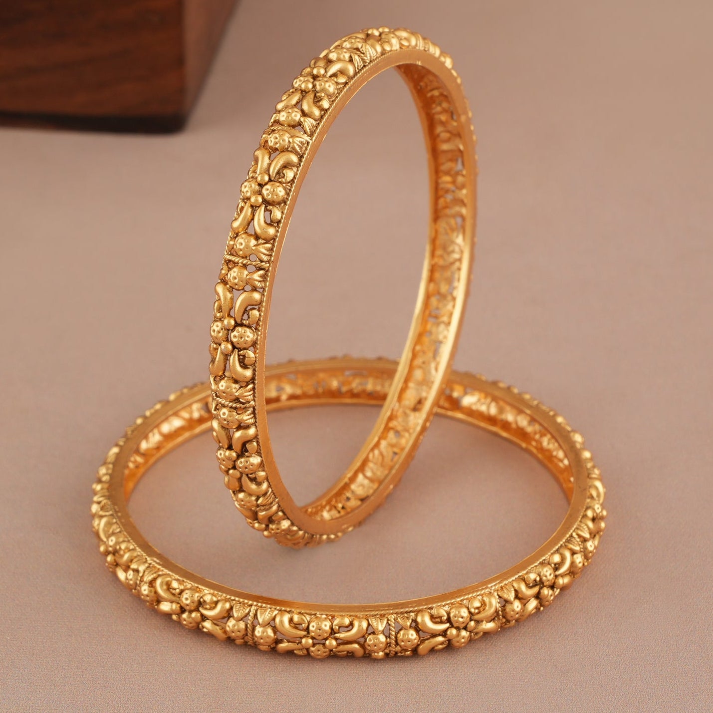 Amazing antique gold bangle set