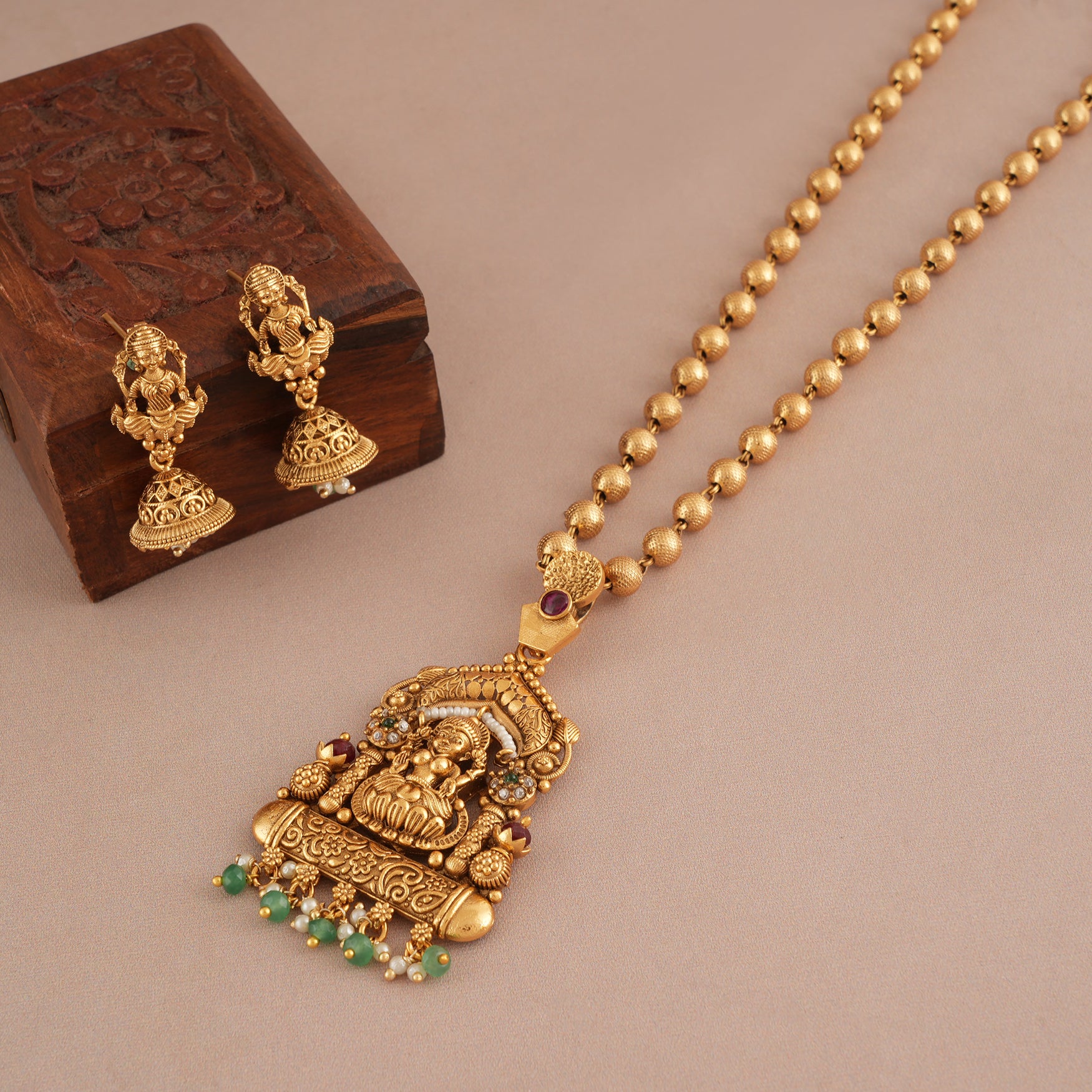 Auspicious antique gold ma lakshmi stone pendant set I Temple Jewellery
