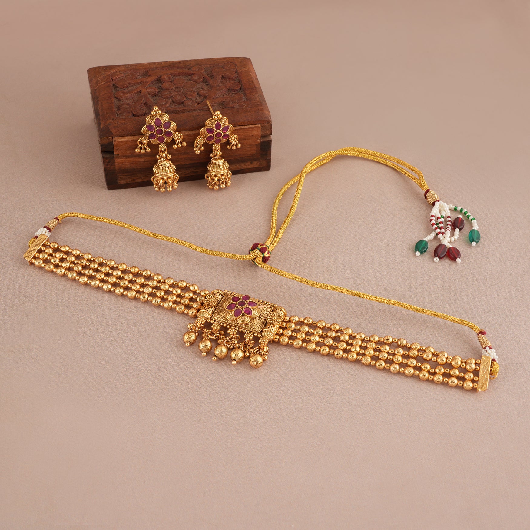 Antique gold ruby choker necklace set