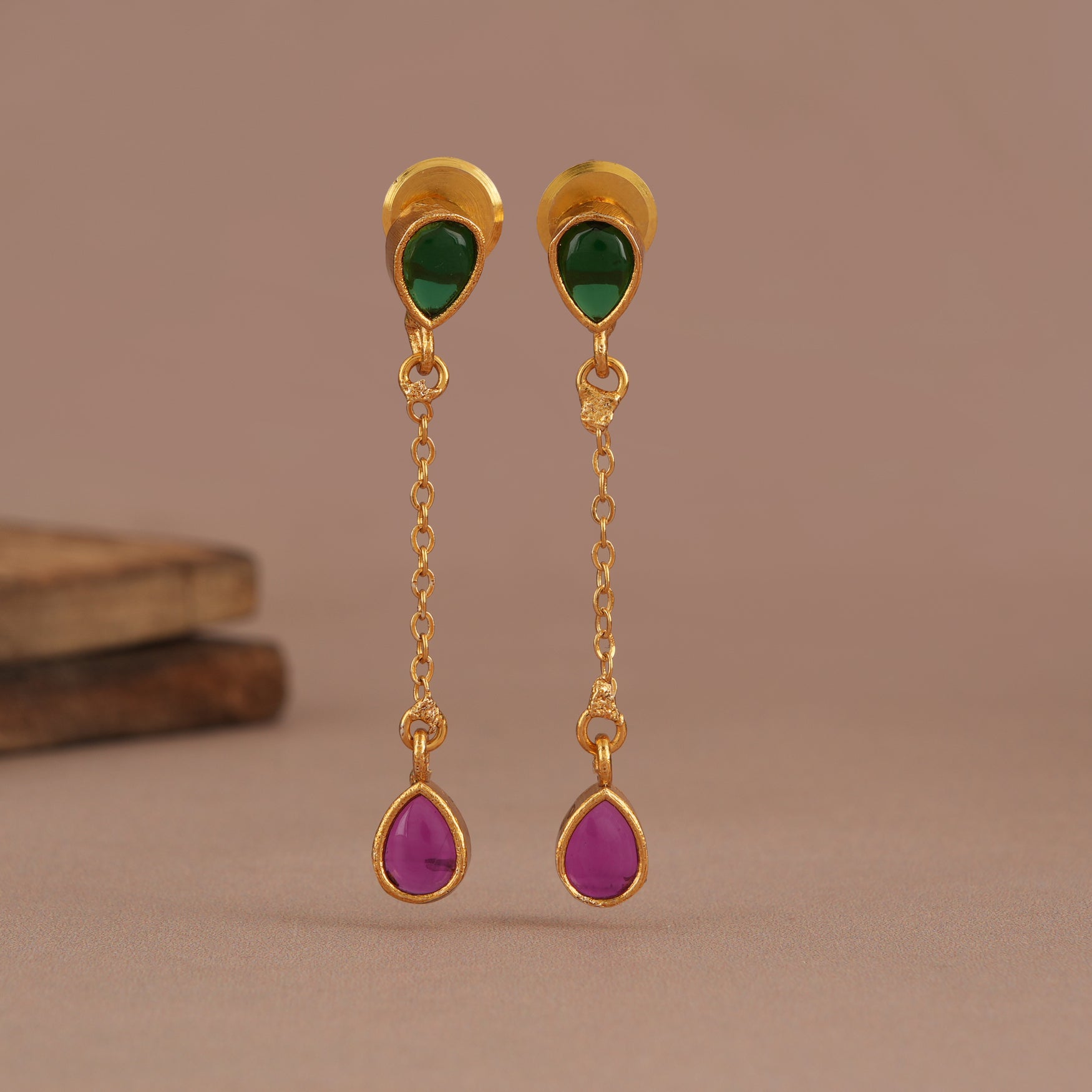 Cute antique gold multicolor necklace set
