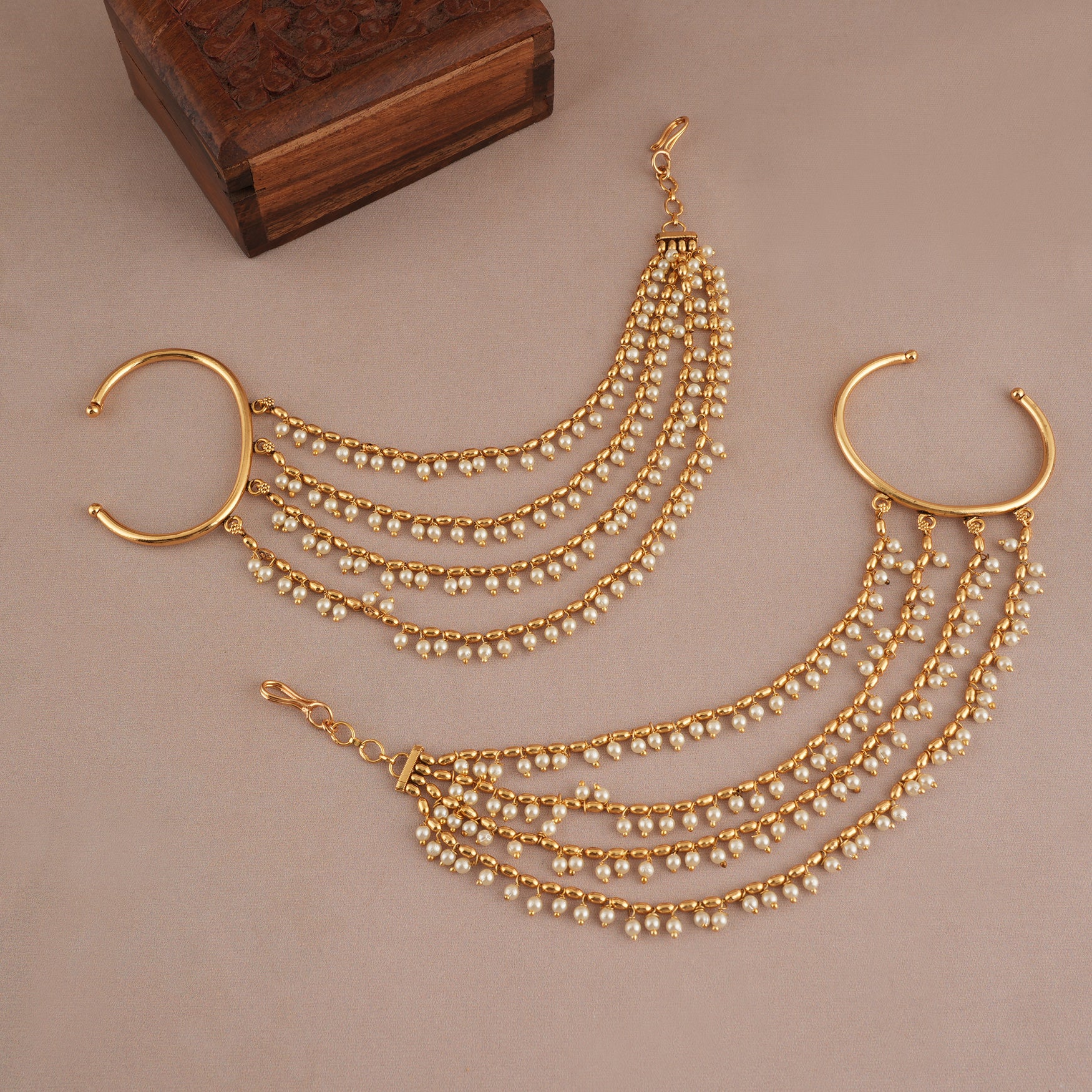 Stunning ear cuff pearl antique gold ear chain