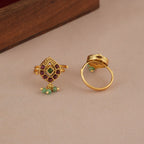 Stone antique gold plated toe ring