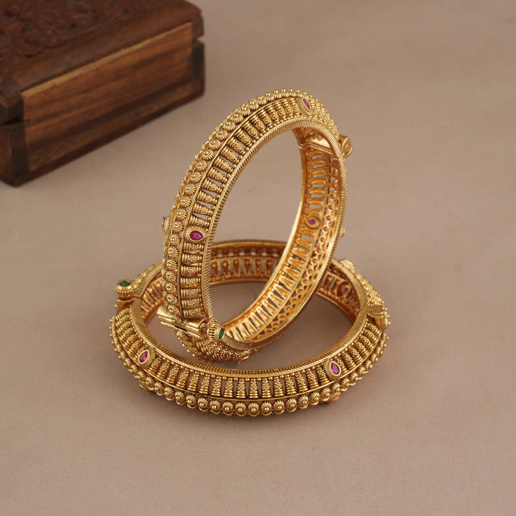 Stunning high gold plated bangle set