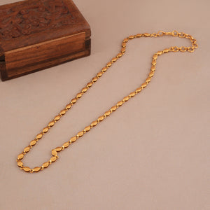 Cute antique gold plain oval chain