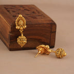 Stunning plain antique gold ball necklace set