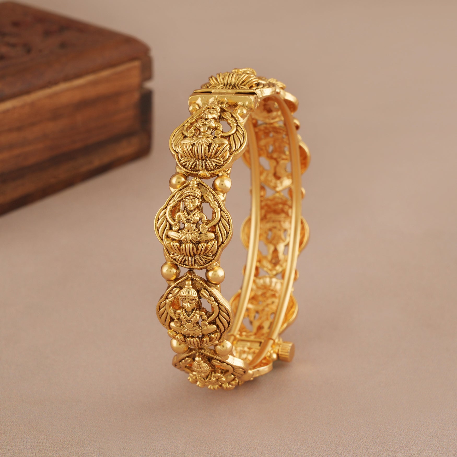 Plain antique gold plated ma lakshmi kada bangle