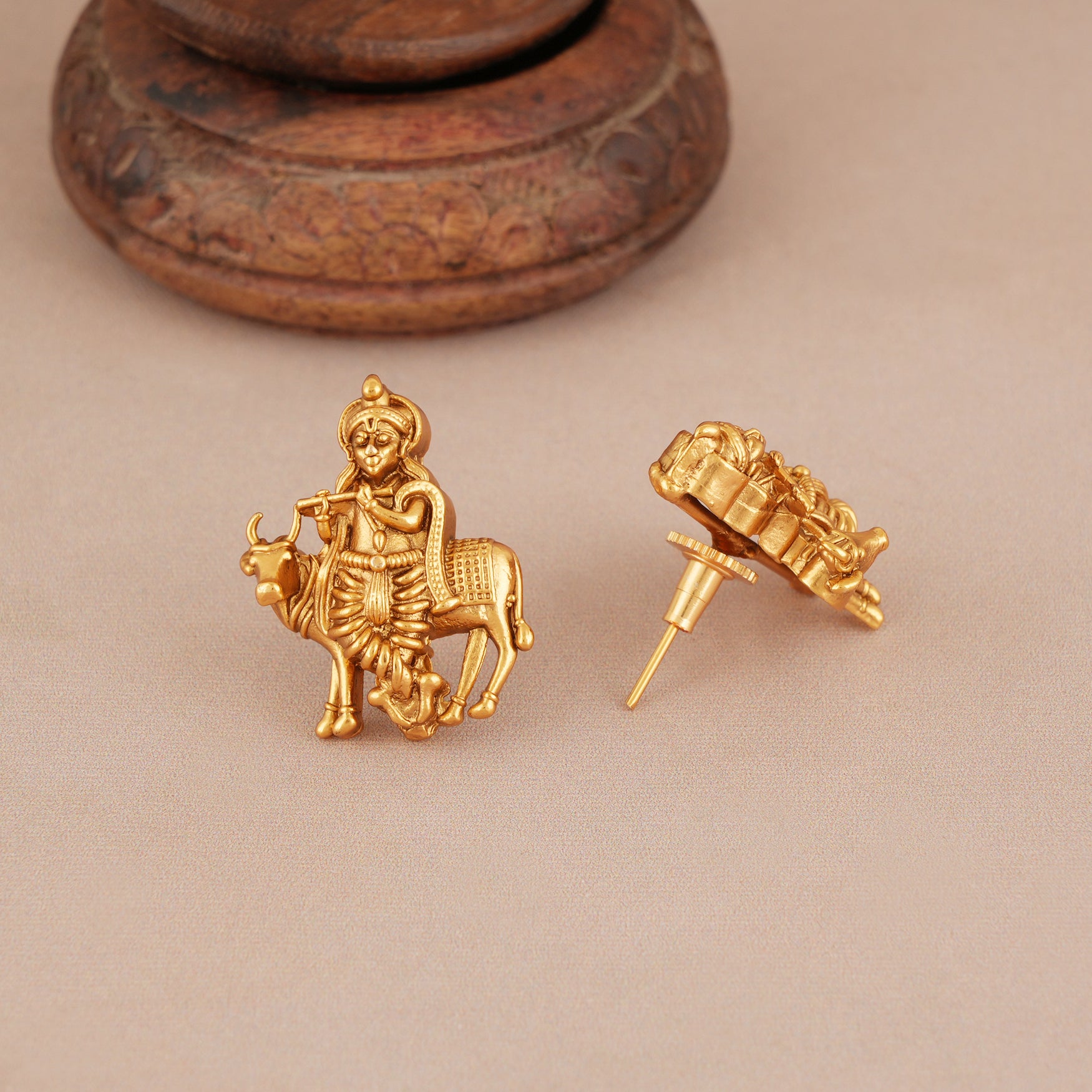 Stunning plain antique gold plated krishna pendant set