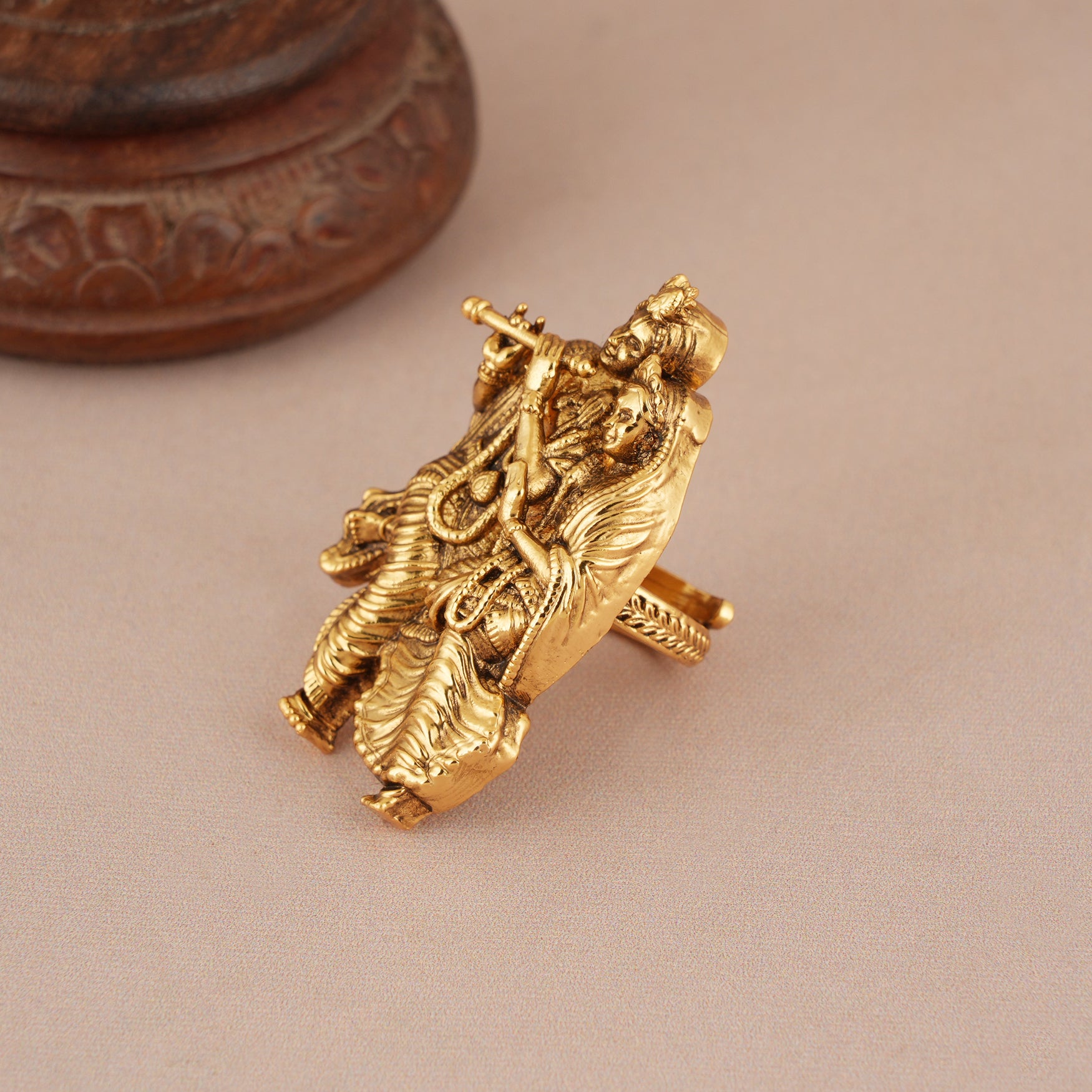 Stunning  plain antique gold radha krishna finger ring
