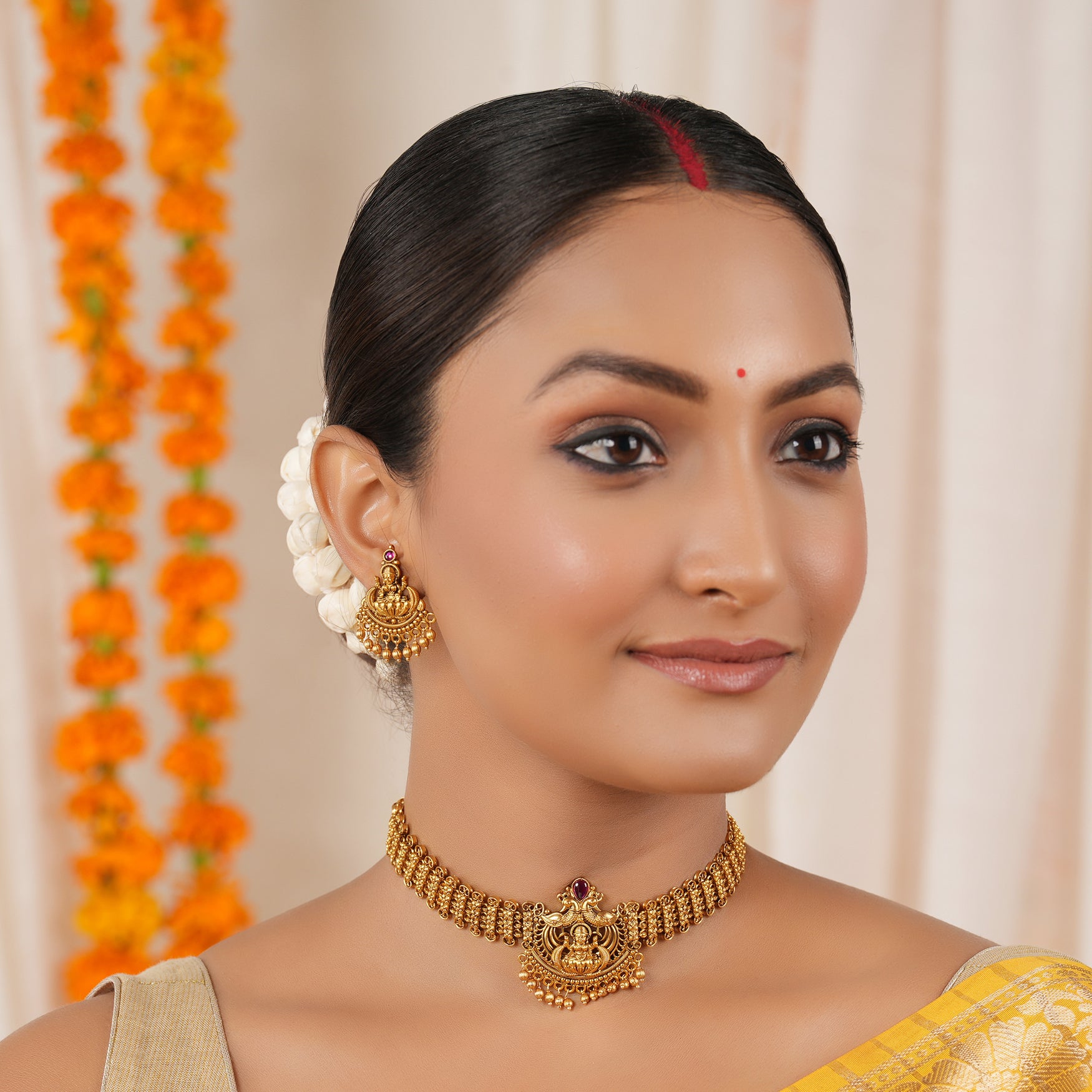 Cute plain antique gold maa lakshmi choker necklace set I Temple Jewellery