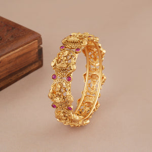 Stunning antique gold ma lakshmi kada ruby bangle