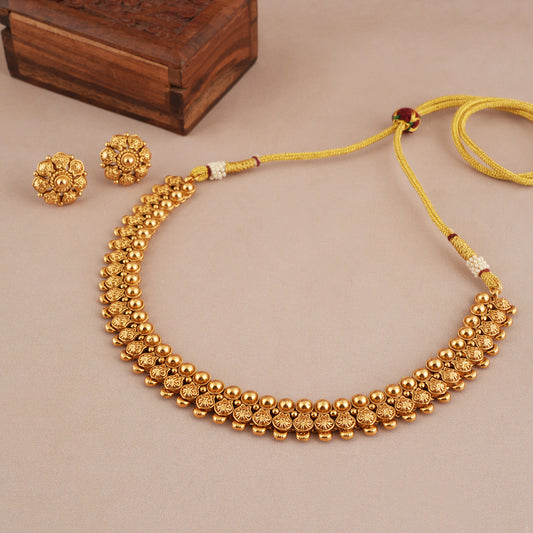 Gorgeous antique gold plain necklace set