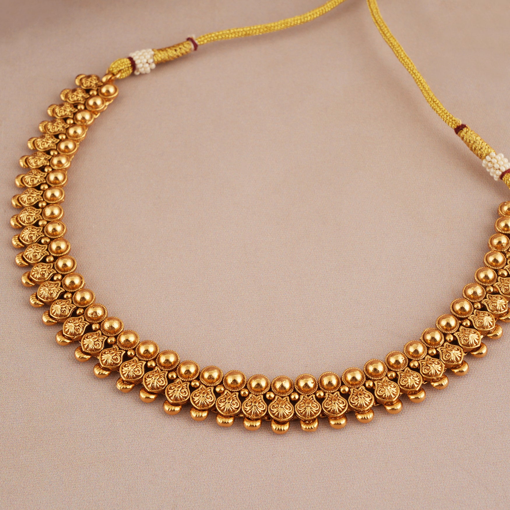 Gorgeous antique gold plain necklace set