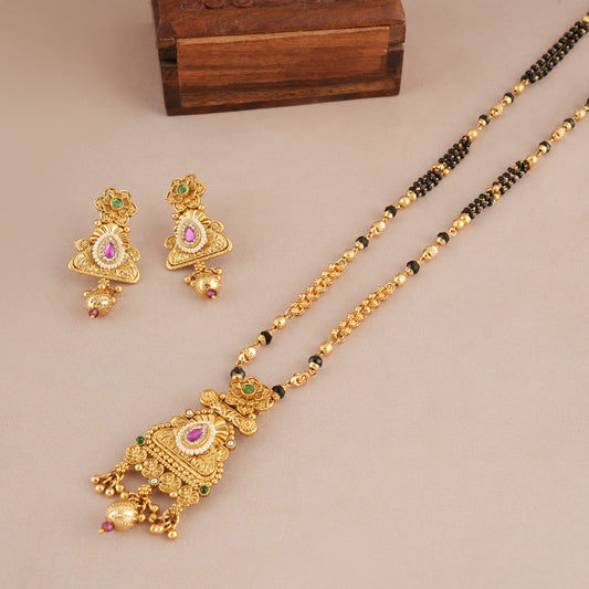 Stunning antique gold long stone mangalsutra set