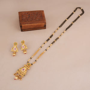 Stunning antique gold long stone mangalsutra set