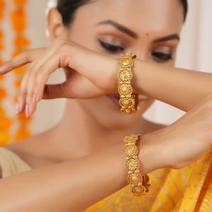 Stunning plain antique gold floral bangle set