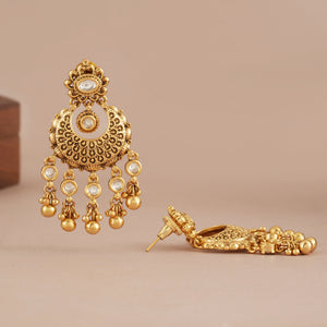 Stunning antique gold kundan earring